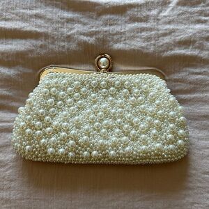 Pearl wedding bridal clutch purse